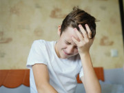 دنیا بھر میں ہر 10 میں سے ایک بچہ دردِ شقیقہ کا شکار ہے طبی ماہر