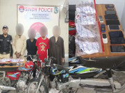 ٹریفک پولیس کے ہاتھوں گرفتاری ڈکیت کی نشاندہی پر مزید 3 ملزمان گرفتار
