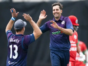 اسکاٹش بولر نے ون ڈے ڈیبیو پر7 وکٹیں اڑا کر ریکارڈ قائم کر دیا