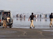 کراچی سمندرمیں نہانے پر44 نوجوان گرفتار