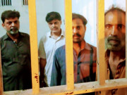 بزرگ والدین پر تشدد کے الزام میں 4 بیٹے گرفتار