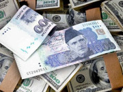 انٹربینک مارکیٹ میں ڈالر کے مقابلے میں روپے کی قدر میں اضافہ