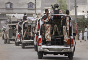 گھوٹکی میں فائرنگ کے تبادلے میں جاگرانی گینگ کا ڈکیت ہلاک 6  زخمی