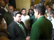 قومی ہیرو ارشد ندیم کا کراچی میں تاریخی استقبال انعامات کی برسات