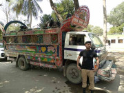 کراچی اسلحے کے زور پر چھینے جانے والا بھینسوں سے بھرا مزدا ٹرک برآمد