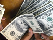 انٹربینک مارکیٹ میں منگل کو ڈالر کی نسبت روپیہ تگڑا