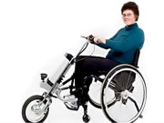 معذوروں کے لئے خوشخبری الیکٹرک اسکوٹر میں تبدیل ہونیوالی وہیل چیئر تیار کرلی گئی 