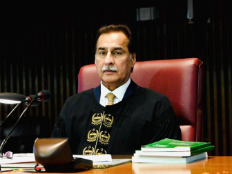 فوٹو ایاز صادق فیس بک
