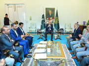 وزیراعظم کی ایک بار پھر ایم کیو ایم کو مطالبات پر عملدرآمد کی یقین دہانی