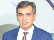 معروف پاکستانی سرجن ڈاکٹر شاہد رسول کو برطانیہ میں اعزازی ڈگری تفویض