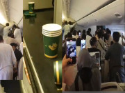 اسلام آباد میں پی آئی اے  طیارہ کا بے یار و مددگار مسافر بے حال