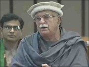 پی ٹی آئی قائمہ کمیٹیوں سے مستعفیٰ ہوجائے، اسپیکر کے خلاف عدم اعتماد لائی جائے، اچکزئی