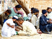 پی آئی بی کالونی میں منشیات کے کئی اڈے مسمار شہر سے82 ملزمان گرفتار 