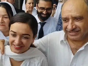 لاہور پولیس نے صنم جاوید کے والد کو گرفتار کرلیا