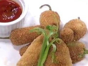 ایکسپریس رمضان پکوان میں پیش ہے ’’چیزی چکن چیلوز‘‘