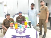 لاہور میں پتنگ فروشوں کے خلاف کارروائیاں جاری ایک پتنگ فروش گرفتار