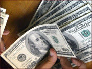 زرمبادلہ کی دونوں مارکیٹوں میں ڈالر تنزلی سے دوچار