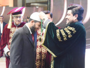 گورنر سندھ نے شیخ فارق کو گولڈ میڈل جبکہ دیگر شخصیات کو ڈاکٹریٹ کی اعزازی ڈگری دی