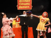 ورلڈ کلچر فیسٹیول کے دسویں روز جاپانی تھیٹر گروپ نے کامیڈی ڈارمہ پیش کر دیا