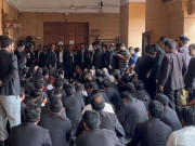 چیف جسٹس آف پاکستان کے نام کراچی کے وکلا نے کھلا خط لکھ دیا