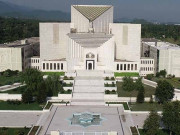 ارے بھائی ہمارے پاس تو ویسے بھی اب کھونے کو کچھ نہیں بچا، جج سپریم کورٹ  