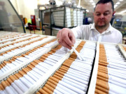 سگریٹ کمپنی کو اربوں ڈالر جرمانہ   