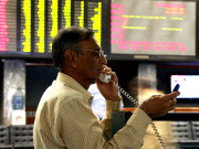 حصص مارکیٹ اتار چڑھاؤ کے بعد مندی کا شکار  