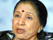 گیتوں میں فحاشی پر آشا بھوسلے کے بیان پر بالی ووڈ تقسیم ہوگیا    