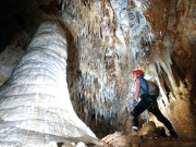 انسان کے خلاف جرثوموں کی نئی حصار بندی  نئی انٹی بایوٹکس غاروں میں چھپے بیکٹیریا سے تیار ہوں گی  