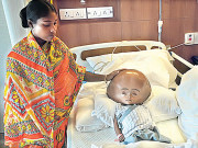 اس بچی کو دیکھ کر کوئی بھی خوفزدہ ہوسکتا ہے