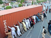 پاکستان ایک نظر میں  کیا یہی ’’انقلاب‘‘ ہے