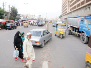 نیو ایم اے جناح روڈ تجاوزات سے افادیت کھونے لگا سڑک پر 5 کٹ سے حادثات بڑھ گئے