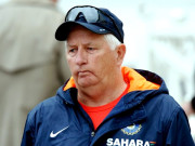 شکست پر بوکھلا کر بھارت نے کوچ کے پر کتر دیے   