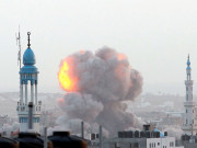 غزہ میں اسرائیلی سفاکیت جاری بمباری سے حماس کے 3 رہنماؤں سمیت27 فلسطینی شہید    