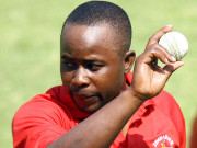 اتسیا ون ڈے میں ہیٹ ٹرک کرنے والے دوسرے زمبابوین بولر 