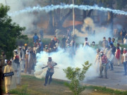 سیاسی قیادت ہوش کے ناخن لے 