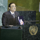 اقوام متحدہ گستاخانہ فلم جیسے عمل کو جرم قرار دے صدر زرداری  