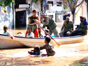 پنجاب میں فلڈ ایمرجنسی نافذ سیلاب سیکڑوں بستیاں بہا لے گیا مزید 60 افراد جاں بحق