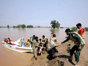 کشمیر میں سیلاب کی تباہ کاریاں 