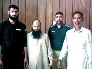 اندھا اعتماد کرنے والے اکثر گھاٹے میں رہتے ہیں