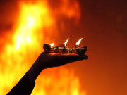 پاکستان ایک نظر میں  کرامت کے منتظر لوگ