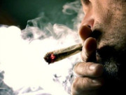 بات کچھ اِدھر اُدھر کی  خبردار تمباکو نوشی صحت کیلئے مضر ہے