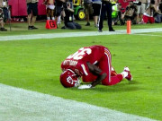 امریکن فٹبال میں میچ کے دوران سجدہ کرنے پر مسلمان کھلاڑی کو جرمانہ