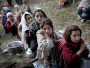 خیالی پلاو  نظم عیدِ قرباں اور آئی ڈی پِیز کی قربانی