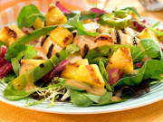 سلاد رائتے اور چٹنیاں    