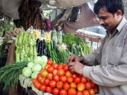 گرم موسم شدت اختیار کرنے لگا شہری گوشت کے بجائے سبزیوں کا استعمال کریں ماہرین 