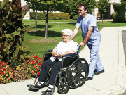 کیئر ہومز کی بھاری فیسں ادا کرنے سے معذور بوڑھے اپنے مکانات سے محروم ہونے لگے    