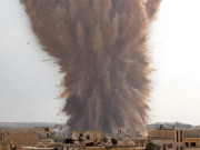 شام میں داعش سے جھڑپ میں10فوجی ہلاک جنگجوؤں کے ٹھکانوں پر امریکا کے21فضائی حملے