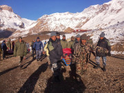 نیپال میں ہمالیہ کے پہاڑ پر برفانی طوفان سے ہلاک ہونیوالے کوہ پیماوں کی تعداد 30 ہوگئی 152 کو بچا لیا گیا