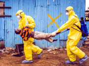 ایبولا وائرس لائبیریا میں کمائی کا ذریعہ بن گیا 